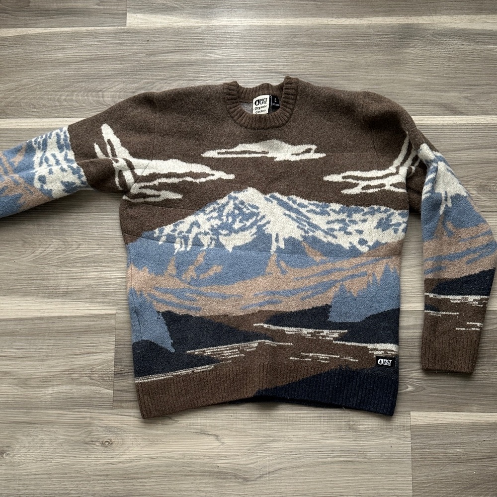 Scenic Mountain Crewneck Sweater - Brown & Blue - Picture 3 of 14